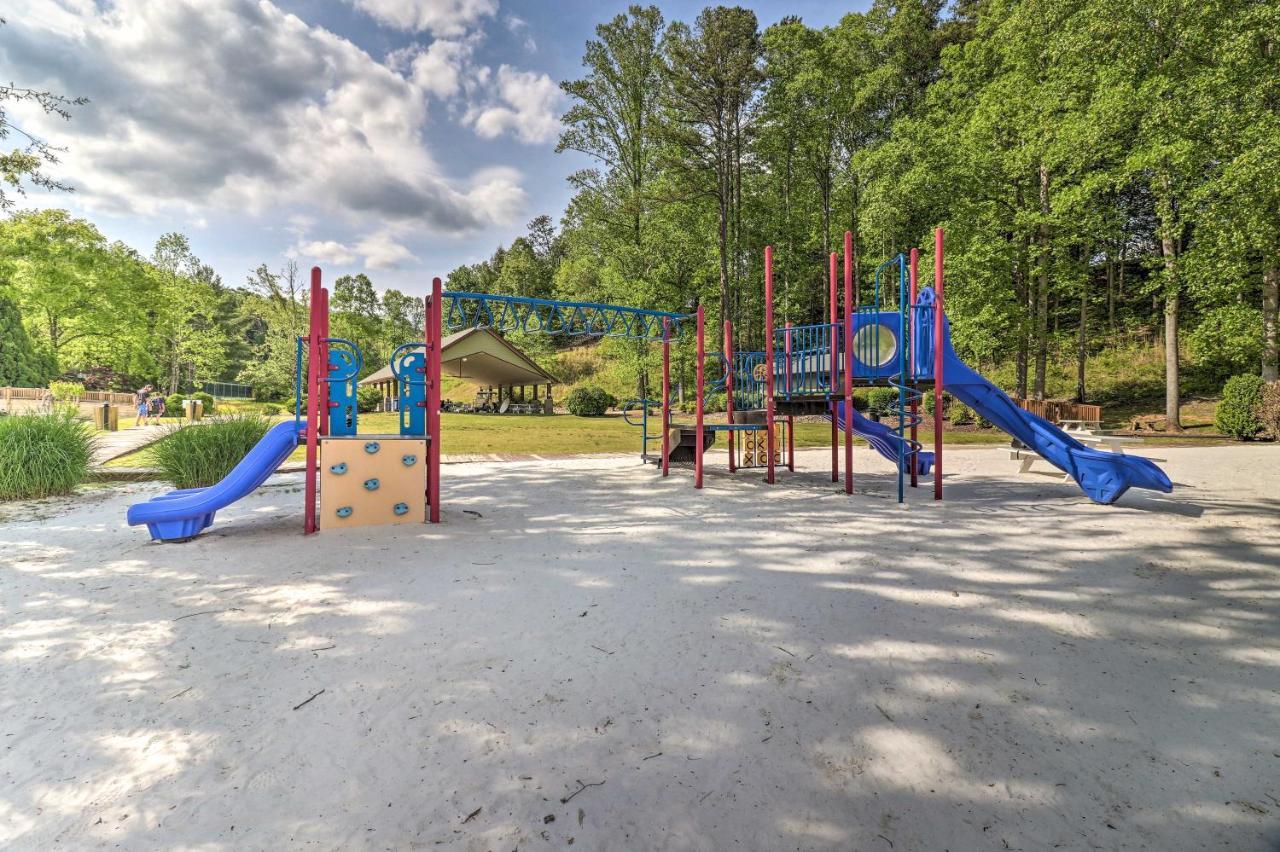 Lake Lure Condo With Resort Pool And Beach Access! Ngoại thất bức ảnh