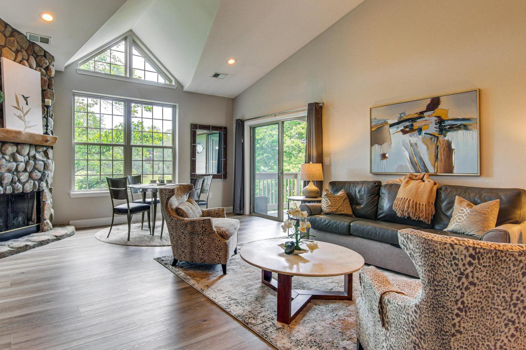 Lake Lure Condo With Resort Pool And Beach Access! Ngoại thất bức ảnh